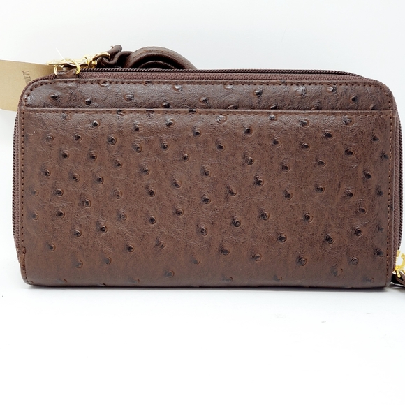 Buxton Ostrich Brights Ultimate Originizer Crossbody - Picture 5 of 8